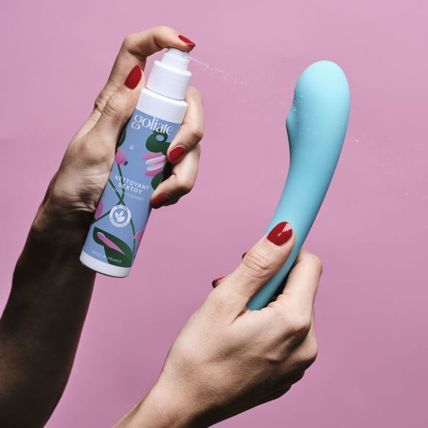 Антибактеріальний спрей для іграшок Goliate Nettoyant Sextoy 100 мл з маслом лаврового листа, безпечний для тіла SO-SX3018 фото